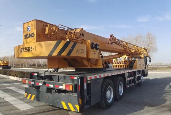 Chinese famous brand XCMG  25 Ton 50 Ton 70 Ton 100 ton mobile truck crane for sale