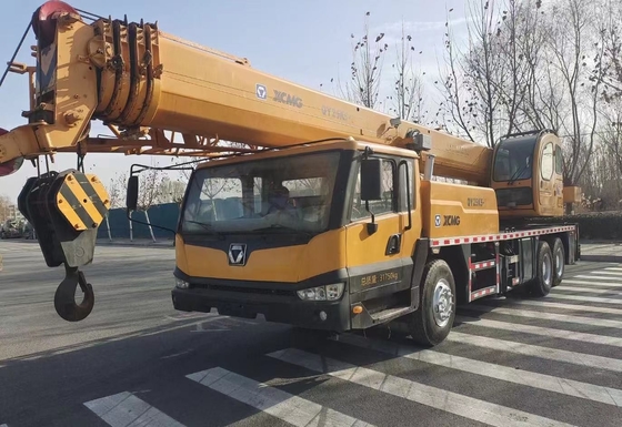 Chinese famous brand XCMG  25 Ton 50 Ton 70 Ton 100 ton mobile truck crane for sale