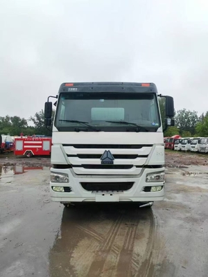 FAW Tank Watering Truck Dongfeng Sinotruk HOWO Shacman Road Sprinkler Sanitation Vehicle 20000/30000L 6X4 Heavy Duty Milk Tanker Drinking Water Truck Price